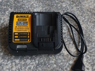 DeWalt DCB115