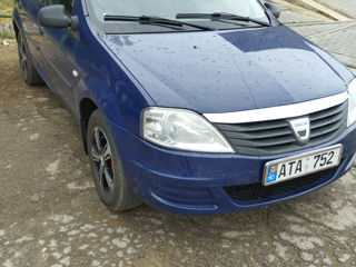 Dacia Logan foto 2