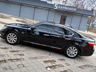 Lexus LS Series foto 8