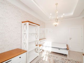 Apartament cu 4 camere, 130 m², Centru, Chișinău foto 12