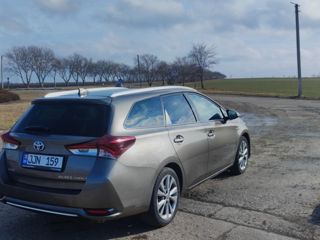 Toyota Auris foto 3