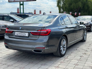 BMW 7 Series foto 4