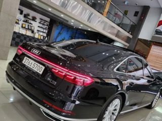 Audi A8 foto 2