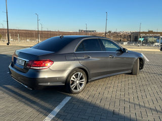 Mercedes E-Class foto 5