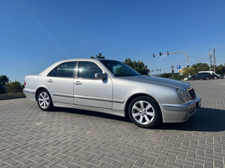 Mercedes E-Class