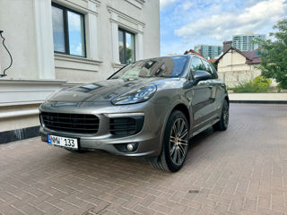 Porsche Cayenne foto 2