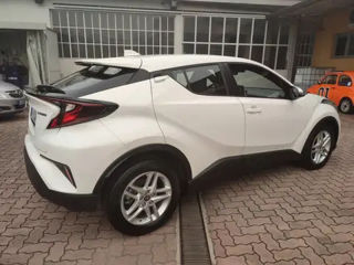 Toyota C-HR foto 3