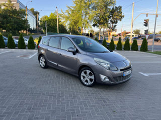 Renault Grand Scenic foto 2