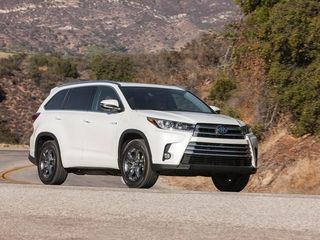 Toyota Highlander foto 1