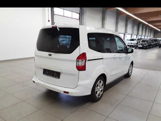 Ford Tourneo Courier foto 5