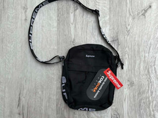 Cross body bags ( Nike, Stussy, Supreme ) foto 4