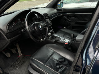 BMW 5 Series foto 8