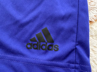 Adidas foto 3