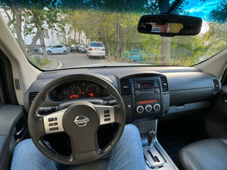 Nissan Navara foto 2