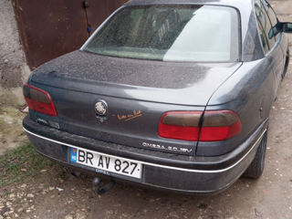 Opel Omega foto 7