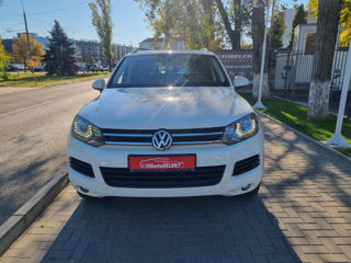 Volkswagen Touareg foto 2