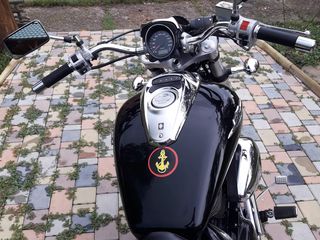 Suzuki Intruder foto 2