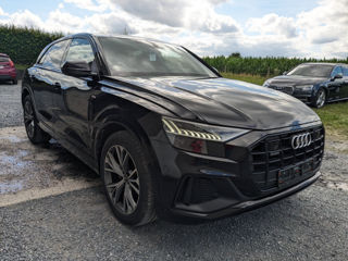 Audi Q8 foto 1