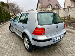 Volkswagen Golf foto 4