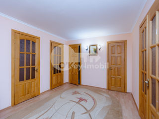 Apartament cu 2 camere, 93 m², Centru, Chișinău foto 12