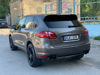 Porsche Cayenne foto 6