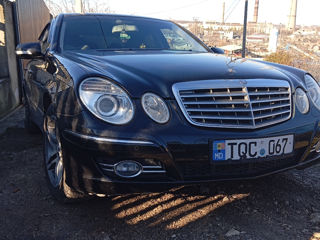 Mercedes E-Class foto 8