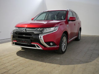 Mitsubishi Outlander foto 2