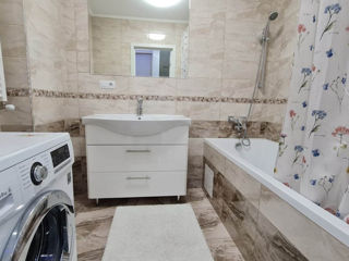 Se dă în chirie apartament cu 2 odăi! botanica, grenoble. ( disponibil de la data 01.01.2025) foto 7