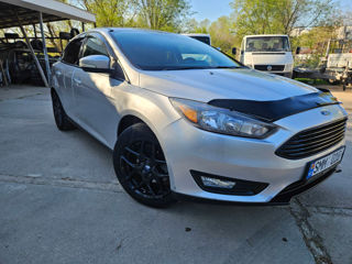 Ford Focus foto 2