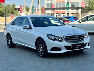 Mercedes E-Class foto 2