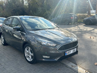 Ford Focus foto 8