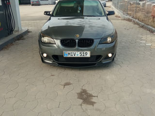 BMW 5 Series foto 8