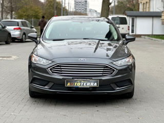 Ford Fusion foto 2