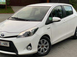 Toyota Yaris foto 1