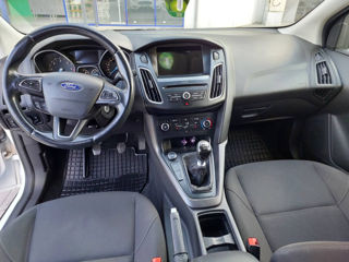 Ford Focus foto 9