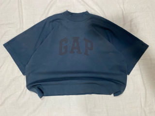 Продам тишку yzy gap foto 2