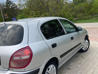 Nissan Almera foto 4