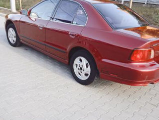 Mitsubishi Galant foto 2