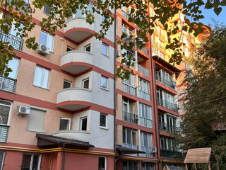 Apartament cu 2 camere, 74 m², Botanica, Chișinău