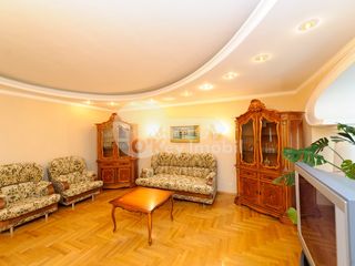 Zonă de parc ! Apartament de lux, încălzire autonomă, 170 mp, Centru, 800  € ! foto 3