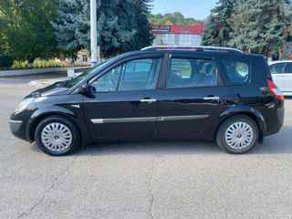 Renault Grand Scenic foto 4