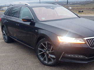 Skoda Superb foto 9