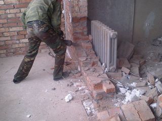 Servicii de demolare preturi mici! foto 1