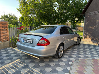 Mercedes E-Class foto 9