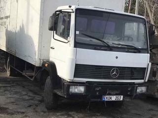 Mercedes 1114 foto 3