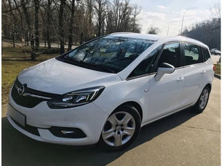 Opel Zafira foto 1