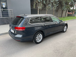 Volkswagen Passat foto 2