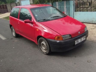 Fiat Punto foto 1