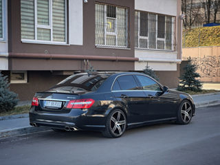 Mercedes E Class foto 15