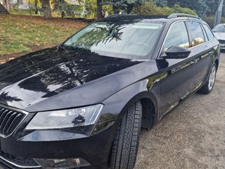 Skoda Superb foto 3